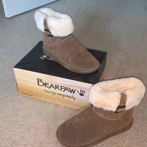 SIZE 8 BEARPAW LIGHT BROWN BOOTS